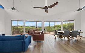 Beach Escape Penthouse 2 Bdr Apartment